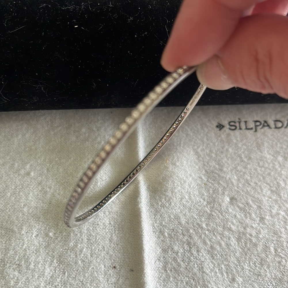 B2897 Silpada “Perfection Bangle” - Picture 2 of 4